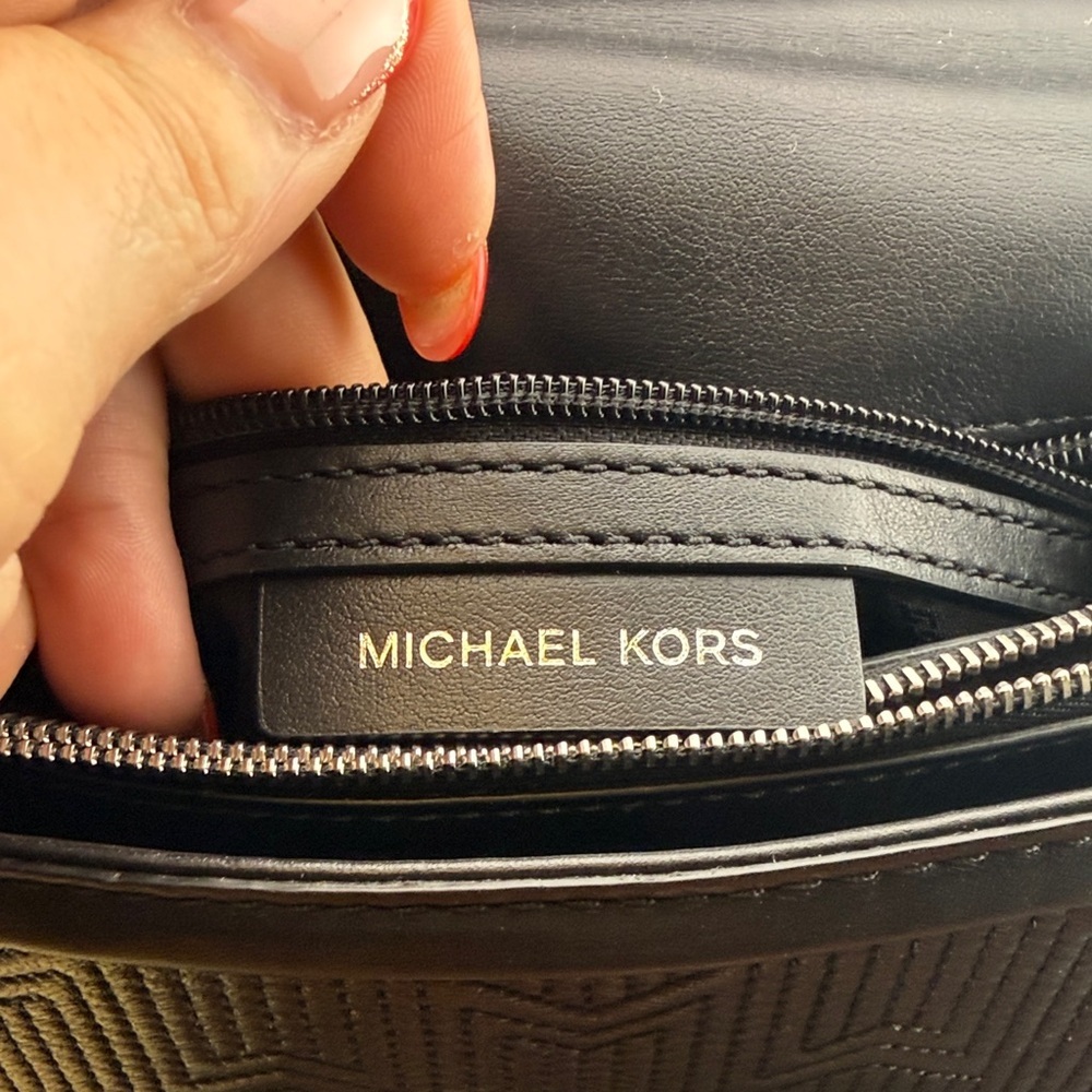 Michael Kors 30H8SWHL7T Whitney Large Shoulder bag in Black Leather - Picture 3 of 4